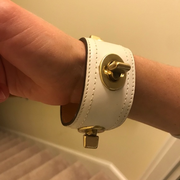 Coach Leather Turnlock Bracelet - Picture 9 of 15